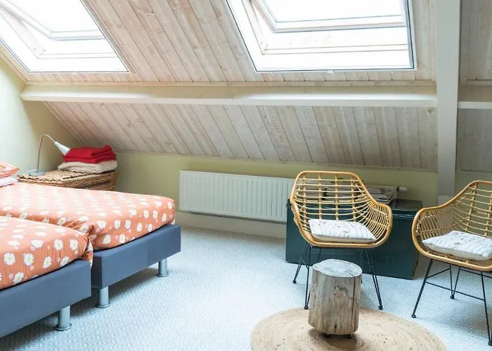 Bed & Breakfast De Ouw Skuur 4*