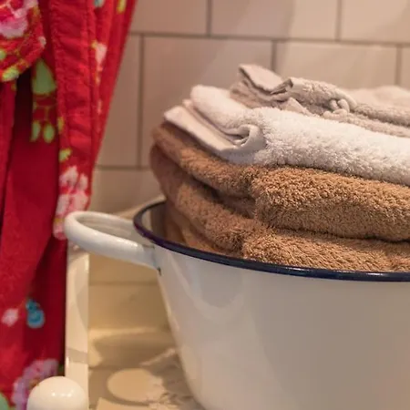 לינה וארוחת בוקר De Ouw Skuur אוירשחוט